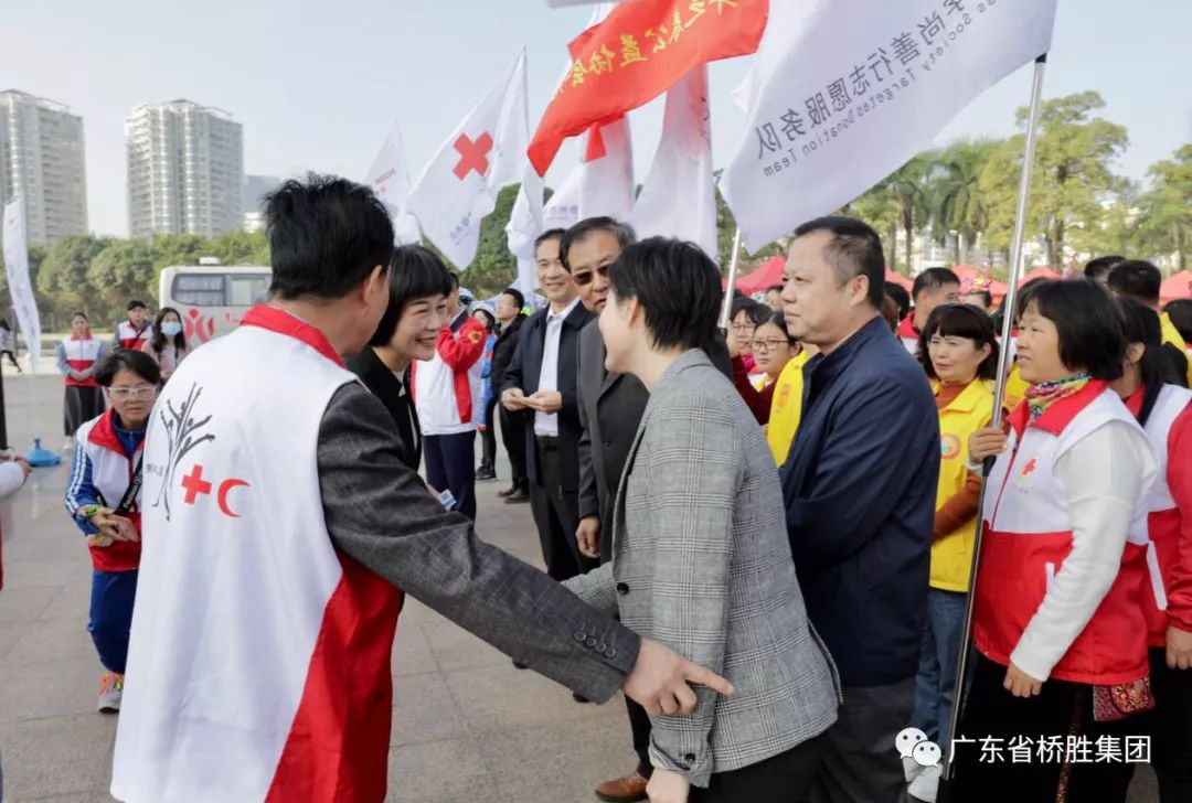 “珠三角9市紅十字人道博愛(ài)穿越行”-惠州站活動(dòng)，希望愛(ài)心灑滿美麗的惠州，陽(yáng)光溫暖這座城市 